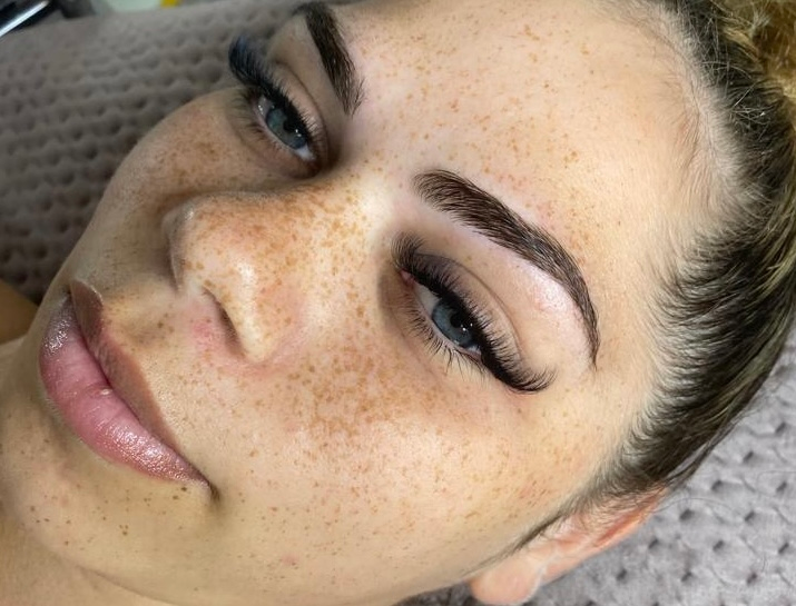 Lashes